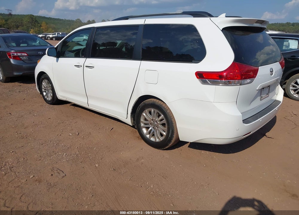 2011 TOYOTA SIENNA XLE V6 VIN: 5TDYK3DC9BS132502