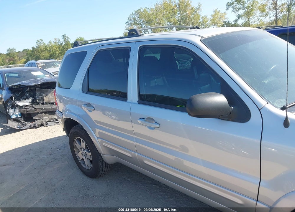 2005 FORD ESCAPE VIN: 1FMYU04135KB68930