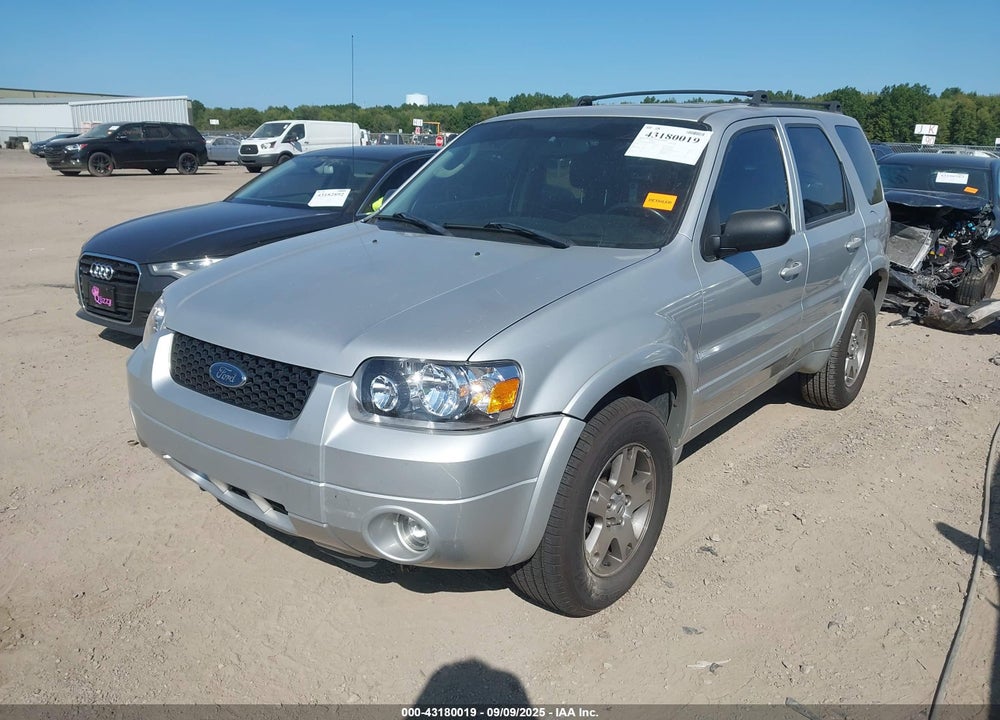 2005 FORD ESCAPE VIN: 1FMYU04135KB68930