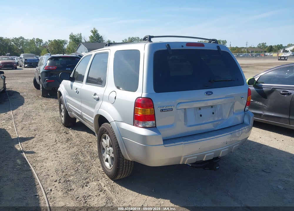 2005 FORD ESCAPE VIN: 1FMYU04135KB68930