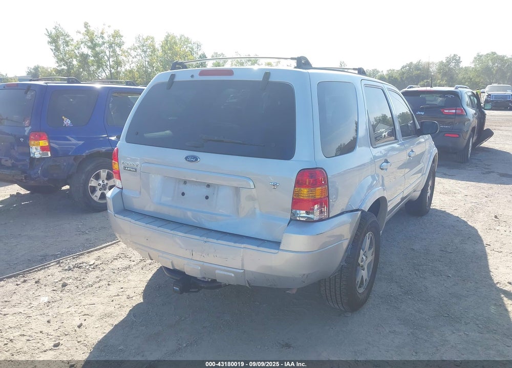 2005 FORD ESCAPE VIN: 1FMYU04135KB68930