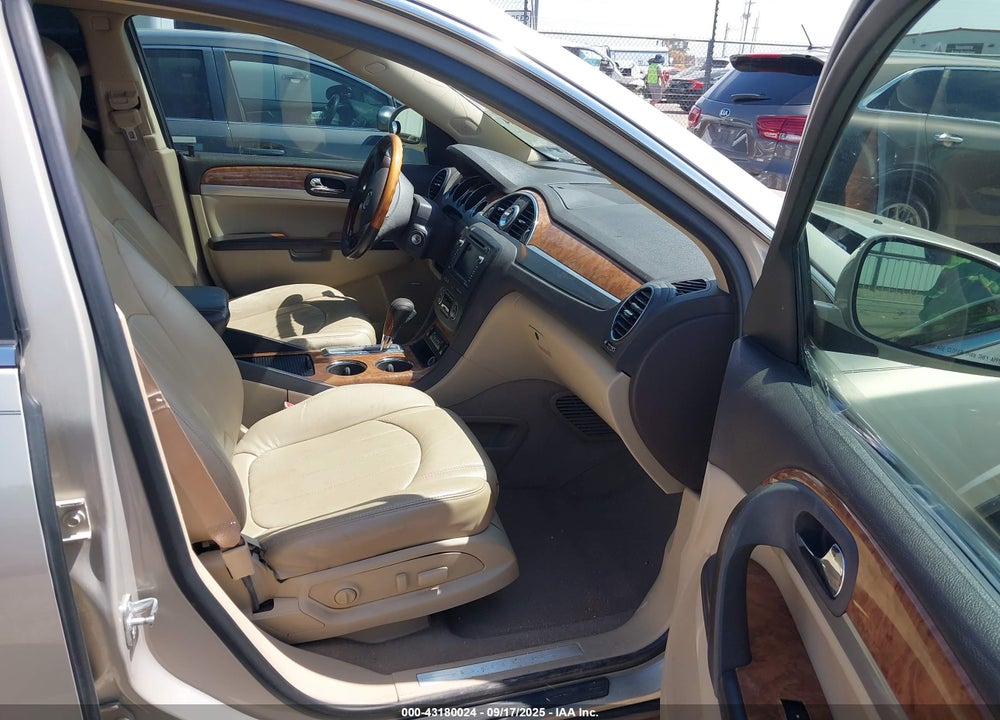 2011 BUICK ENCLAVE 2XL VIN: 5GAKVCED5BJ325300