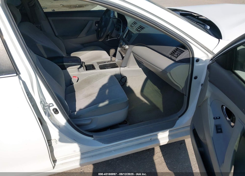 2011 TOYOTA CAMRY LE VIN: 4T1BF3EK3BU635160