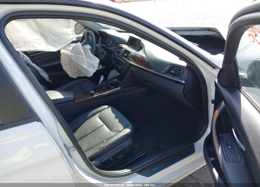 2013 BMW 3 SERIES VIN: WBA3B3C5XDJ810099