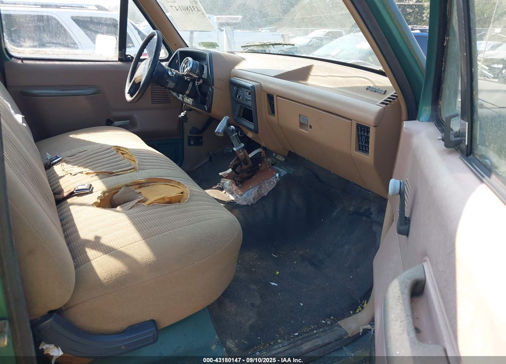 1987 FORD F250 VIN: 2FTFF25N1HCA70815