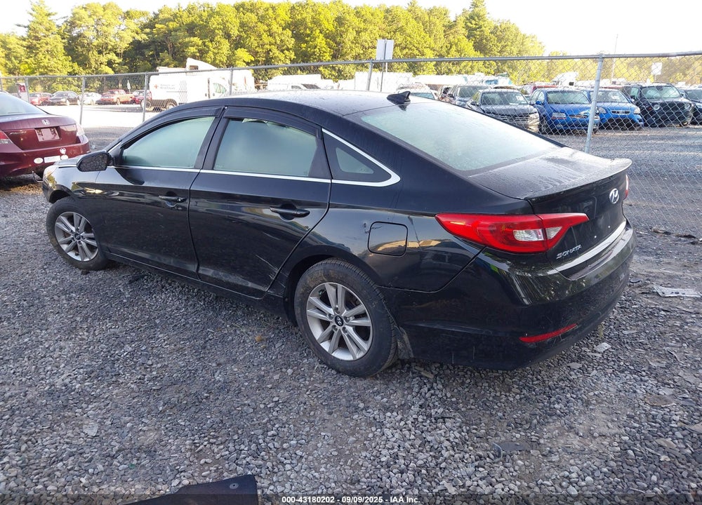 2016 HYUNDAI SONATA VIN: 5NPE24AF1GH272709