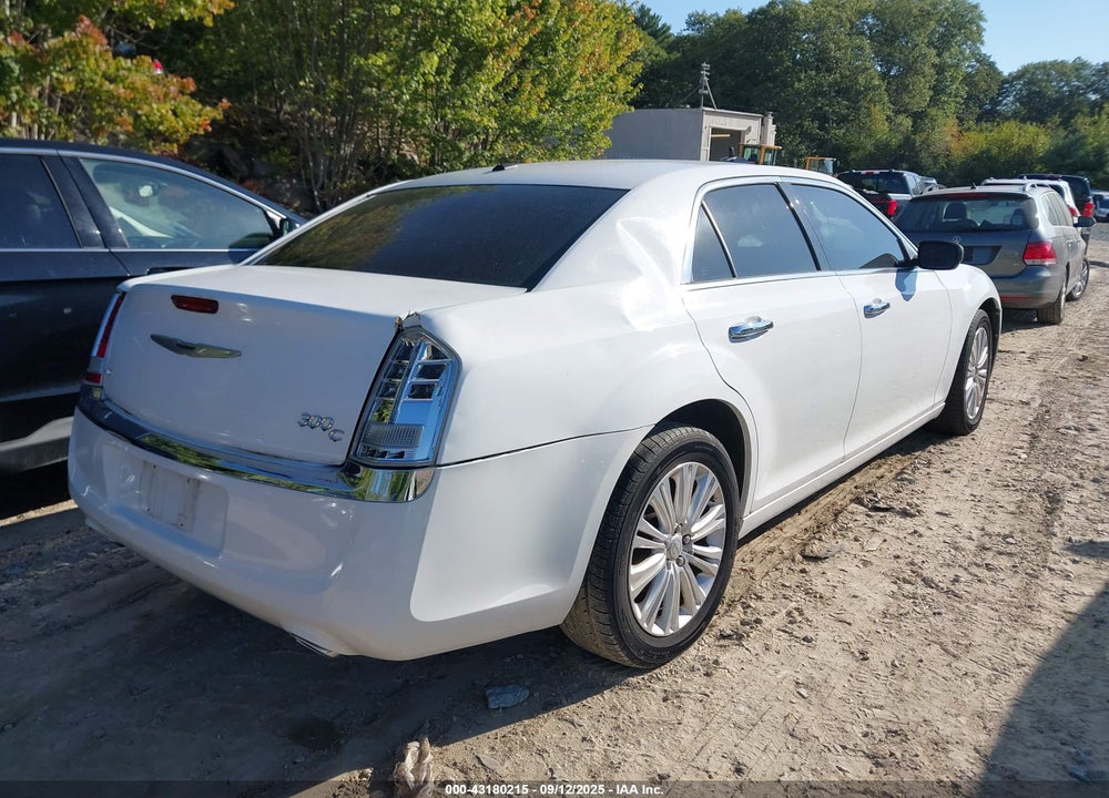 2013 CHRYSLER 300 VIN: 2C3CCAKT5DH533288