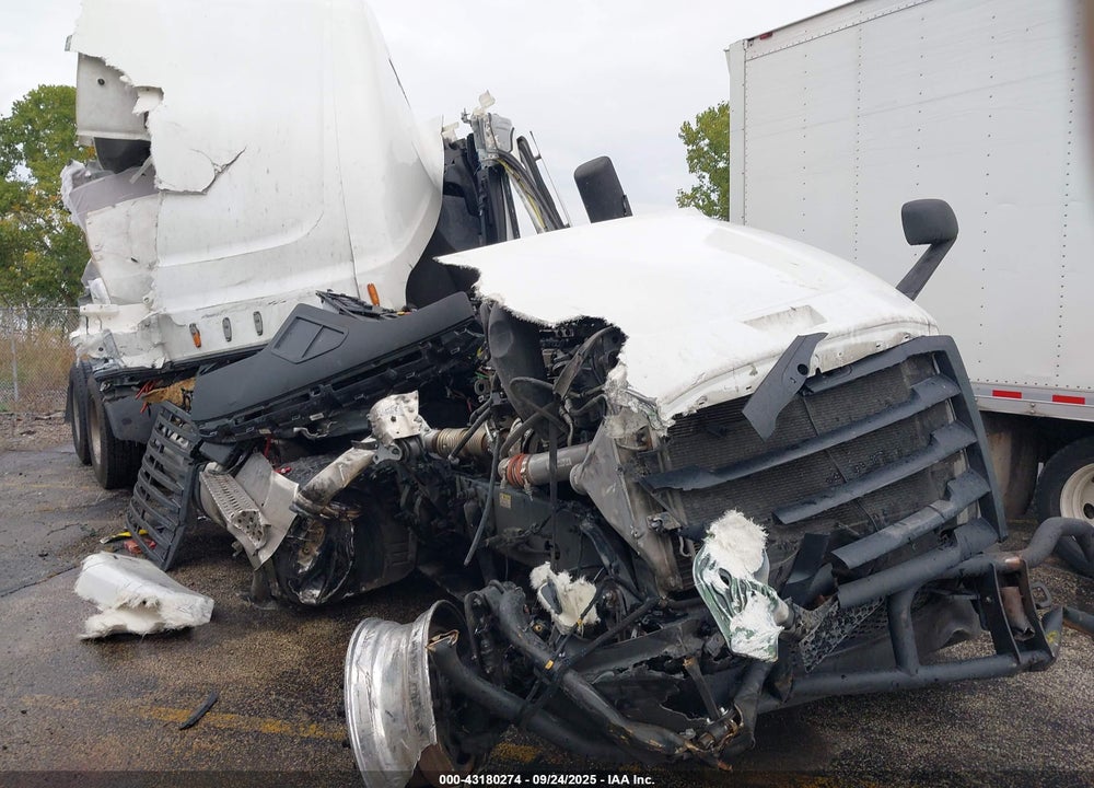2025 FREIGHTLINER NEW CASCADIA 126 VIN: 3AKJHHDR5SSVZ3440