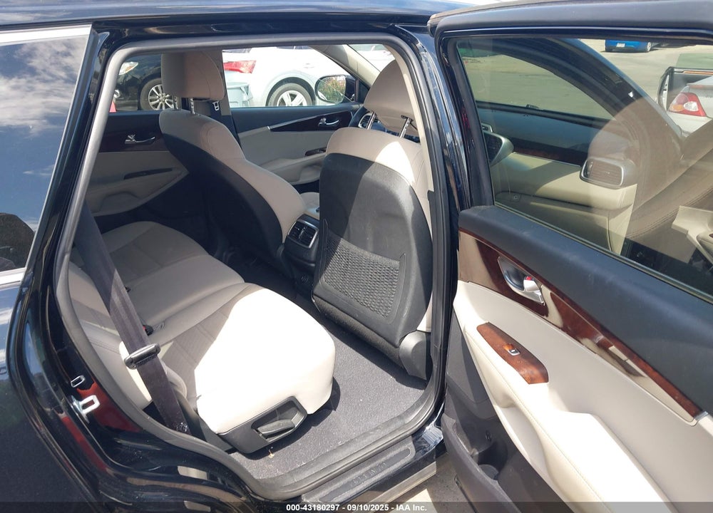2017 KIA SORENTO 3.3L LX VIN: 5XYPGDA57HG334026