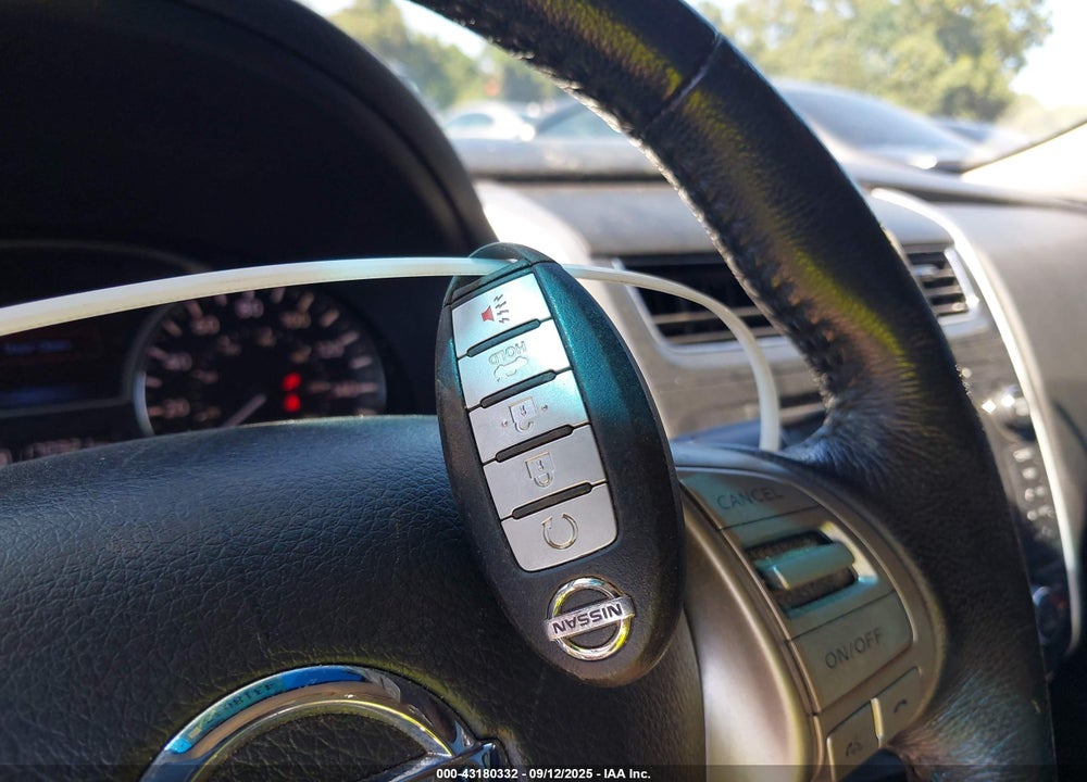 2013 NISSAN ALTIMA VIN: 1N4AL3AP1DN568815