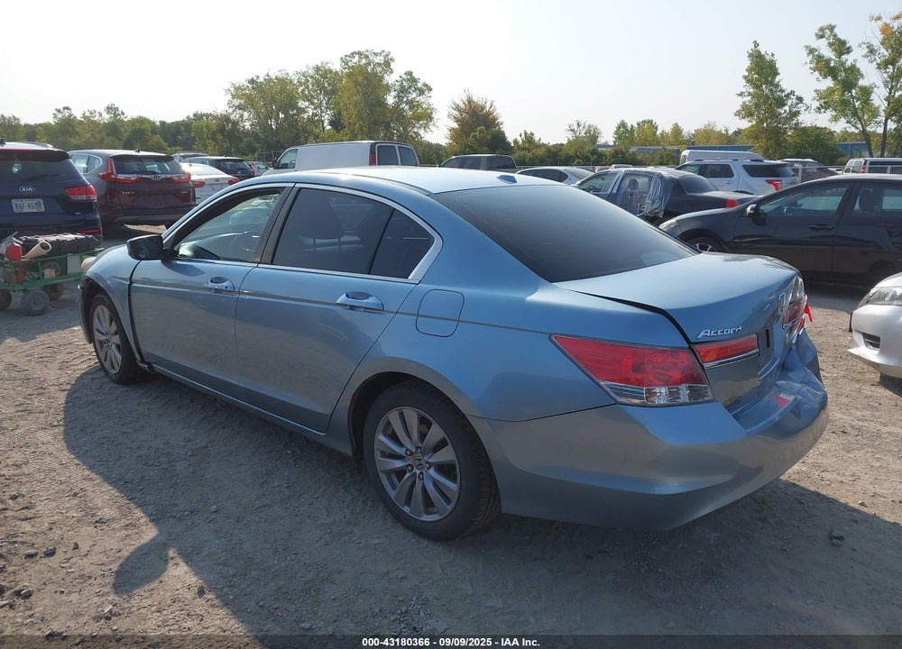 2011 HONDA ACCORD VIN: 1HGCP2F86BA088553