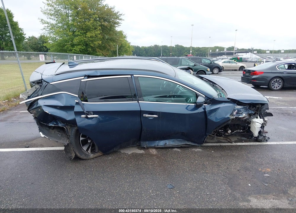 2017 NISSAN MURANO VIN: 5N1AZ2MH2HN151373