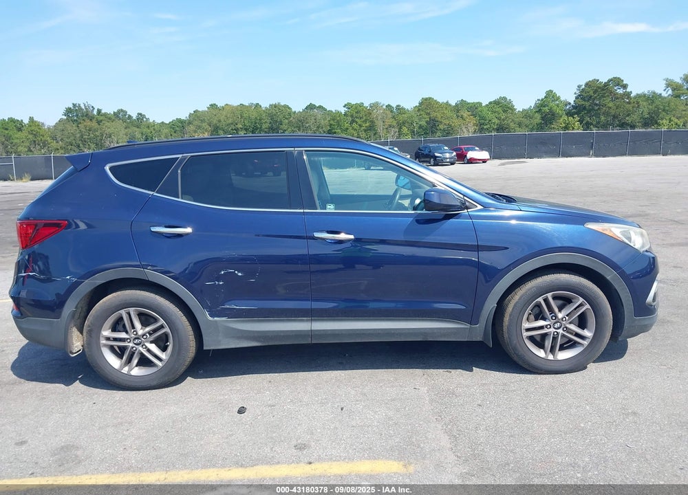 2017 HYUNDAI SANTA FE VIN: 5XYZU3LB1HG428658