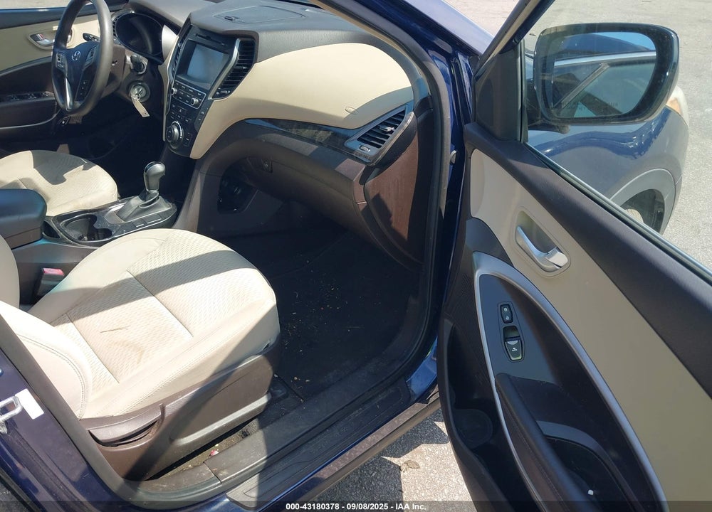 2017 HYUNDAI SANTA FE VIN: 5XYZU3LB1HG428658