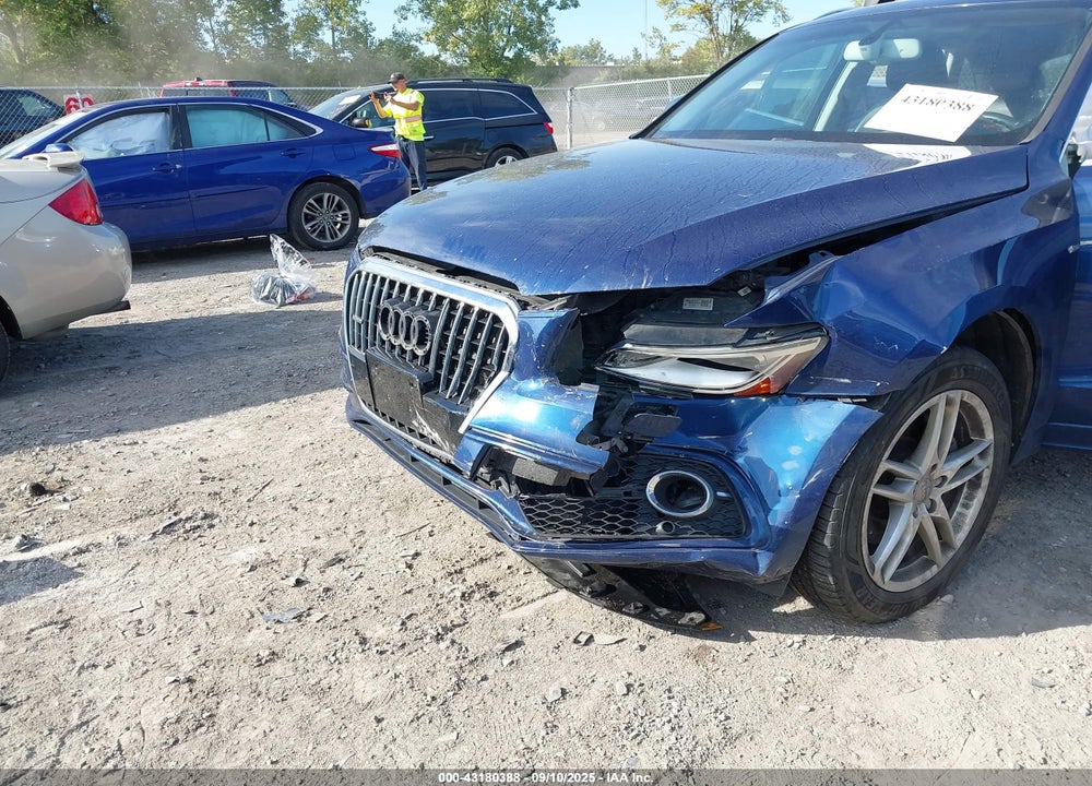 2014 AUDI Q5 VIN: WA1DGAFP8EA100978
