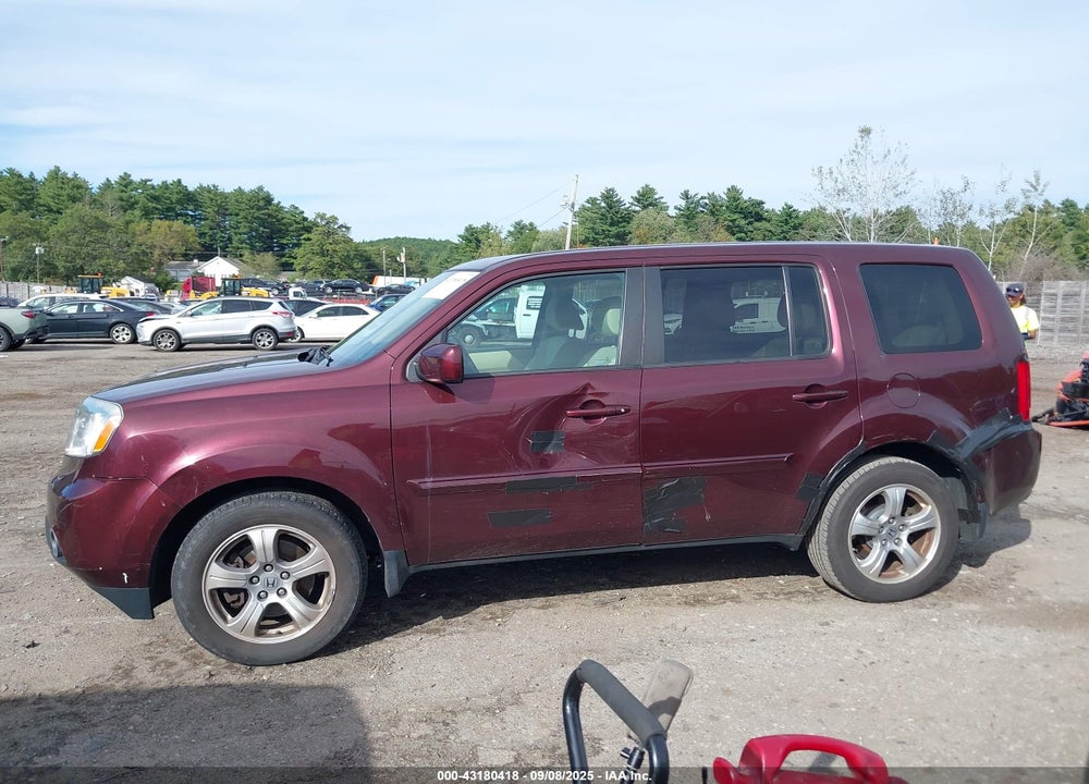 2015 HONDA PILOT EX VIN: 5FNYF4H44FB066464