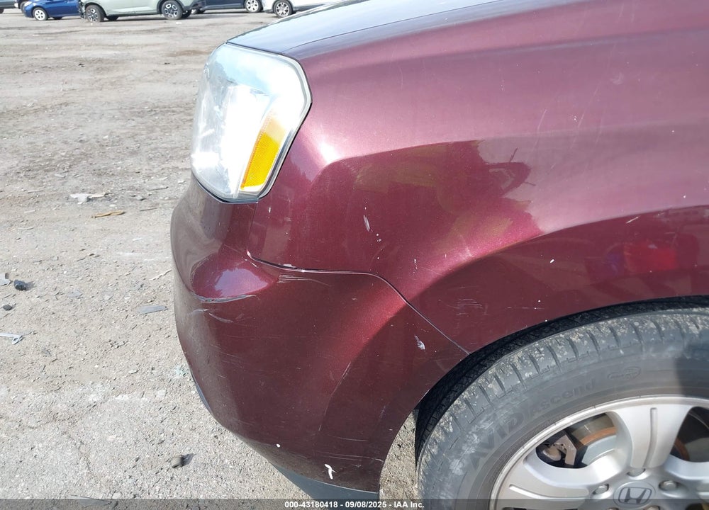 2015 HONDA PILOT EX VIN: 5FNYF4H44FB066464
