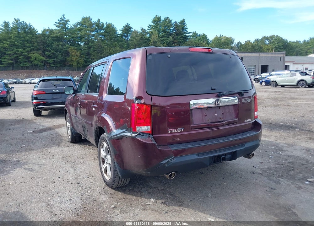 2015 HONDA PILOT EX VIN: 5FNYF4H44FB066464