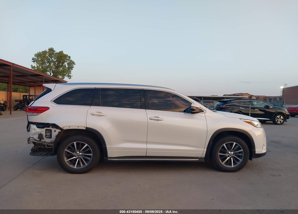 2017 TOYOTA HIGHLANDER VIN: 5TDKZRFH3HS194273