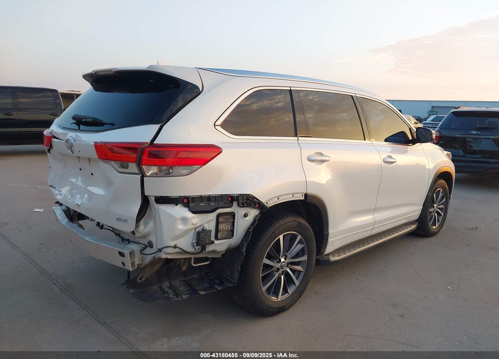 2017 TOYOTA HIGHLANDER VIN: 5TDKZRFH3HS194273