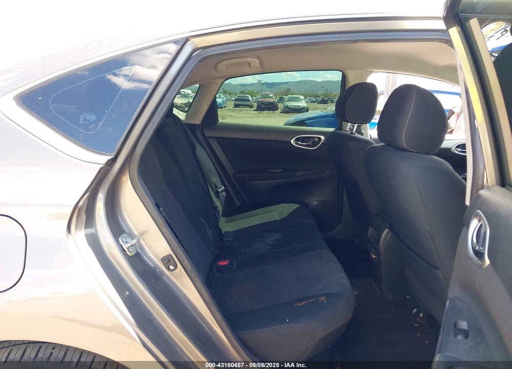 2015 NISSAN SENTRA VIN: 3N1AB7AP1FL675681