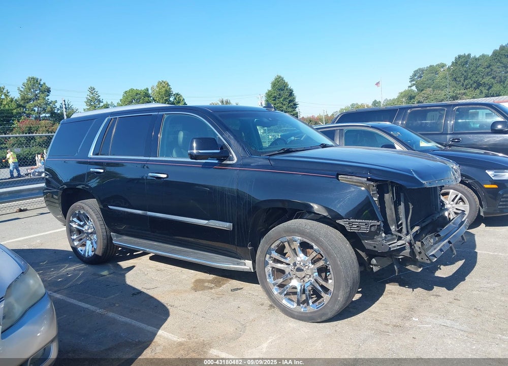 2016 CADILLAC ESCALADE VIN: 1GYS4BKJ8GR109207