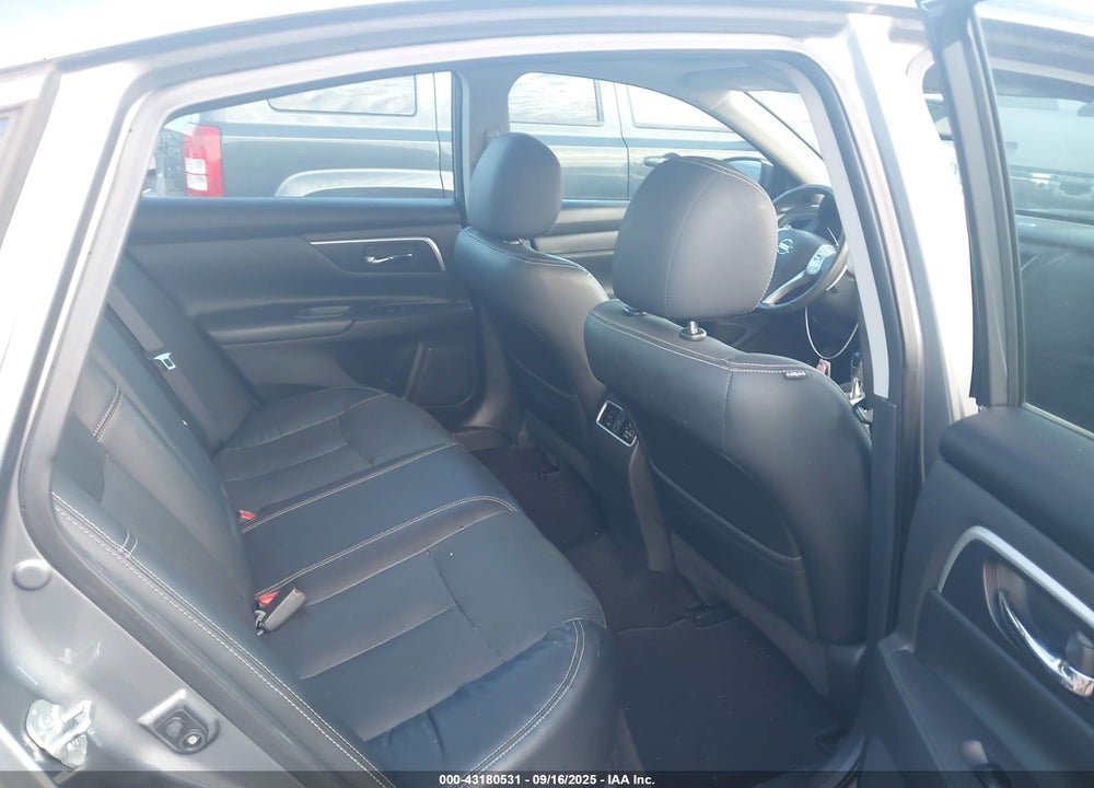 2016 NISSAN ALTIMA 3.5 SL/3.5 SR VIN: 1N4BL3AP6GC151226