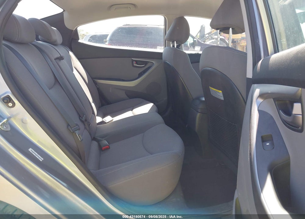 2014 HYUNDAI ELANTRA VIN: KMHDH4AE1EU064328
