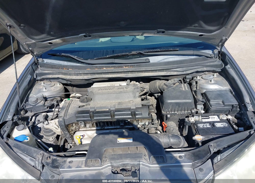 2010 HYUNDAI ELANTRA VIN: KMHDU4AD1AU108485