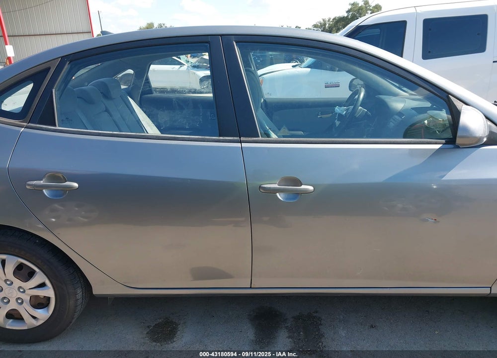 2010 HYUNDAI ELANTRA VIN: KMHDU4AD1AU108485