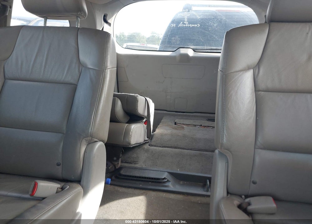 2011 HONDA ODYSSEY EX-L VIN: 5FNRL5H68BB067938