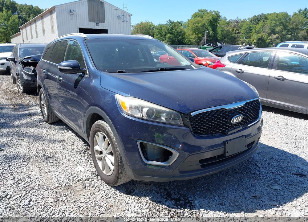 2016 KIA SORENTO VIN: 5XYPGDA34GG040662
