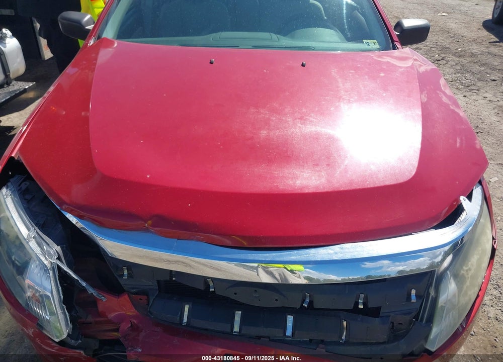 2010 FORD FUSION VIN: 3FAHP0GA6AR180606