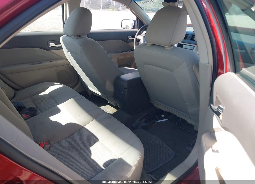 2010 FORD FUSION VIN: 3FAHP0GA6AR180606