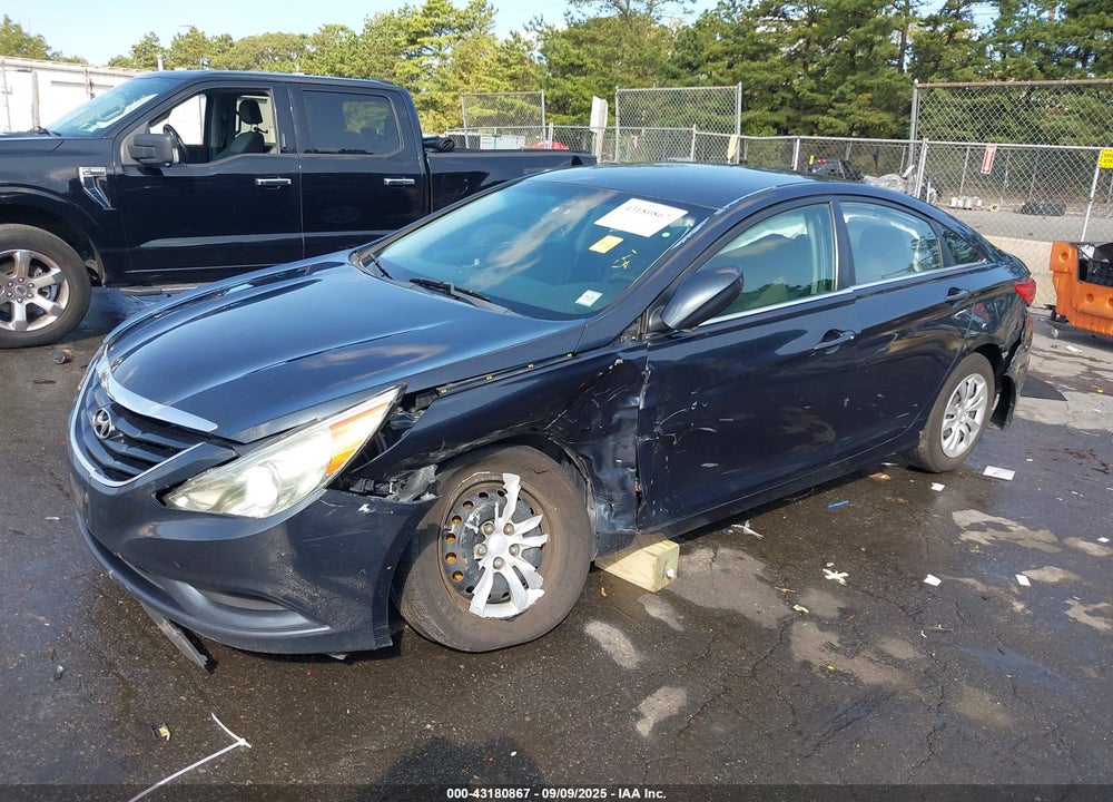 2011 HYUNDAI SONATA VIN: 5NPEB4ACXBH261657