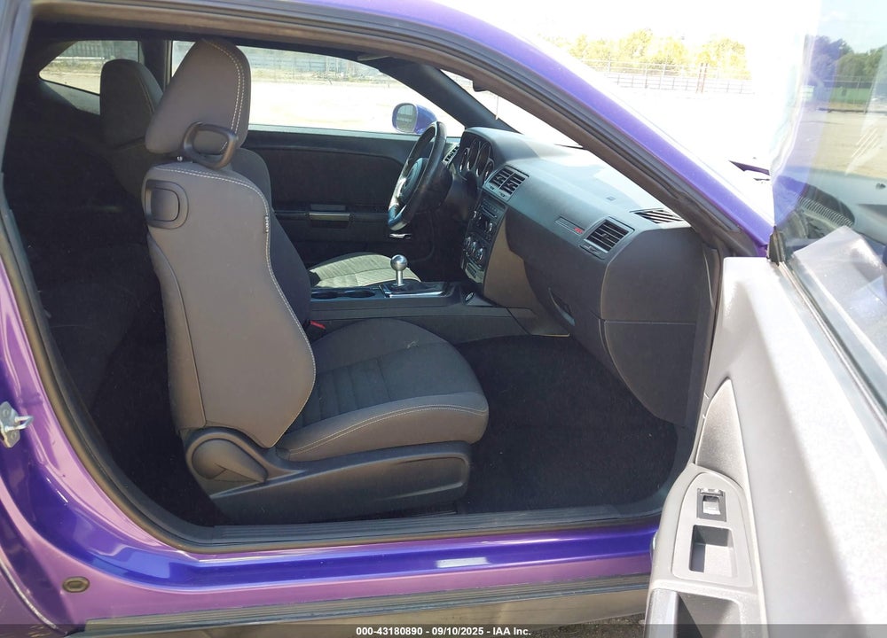 2013 DODGE CHALLENGER VIN: 2C3CDYDJ1DH695078