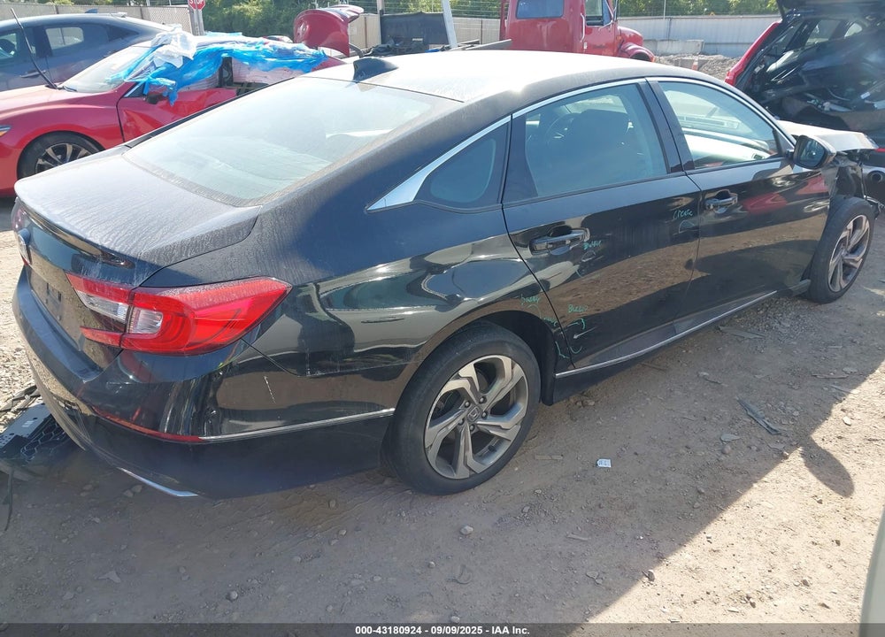 2019 HONDA ACCORD VIN: 1HGCV1F45KA005532