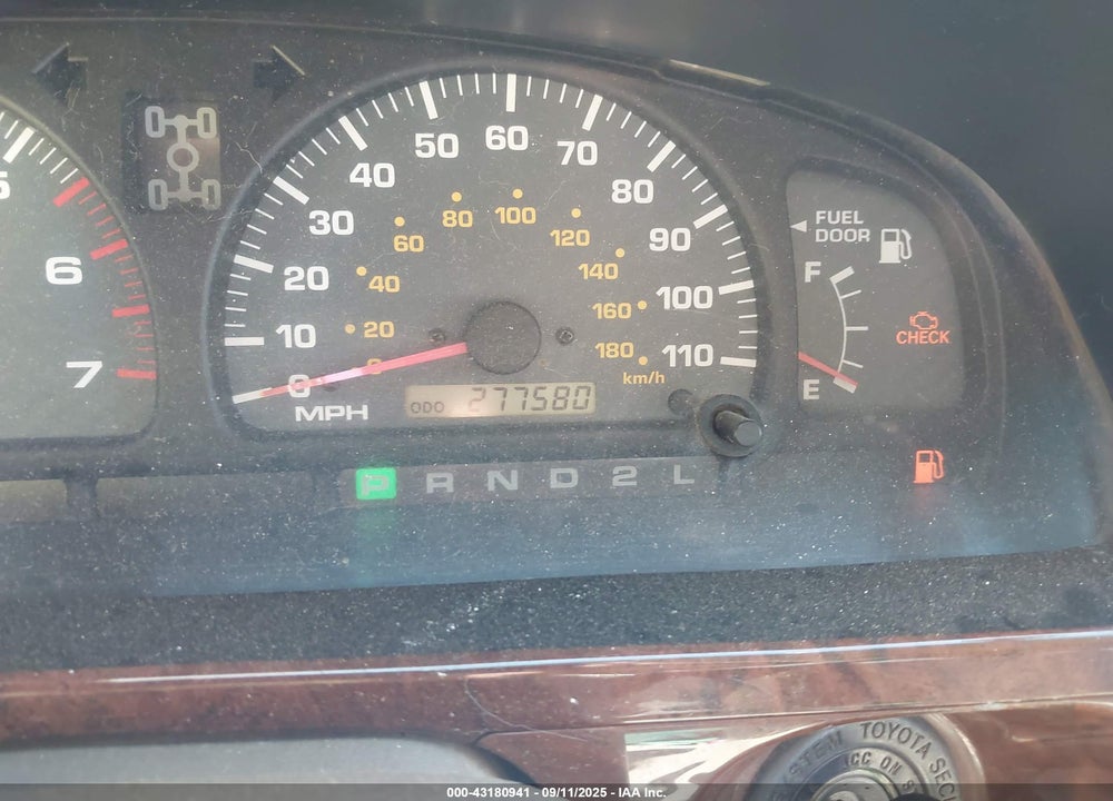 2000 TOYOTA 4RUNNER LIMITED V6 VIN: JT3HN87R5Y0308661