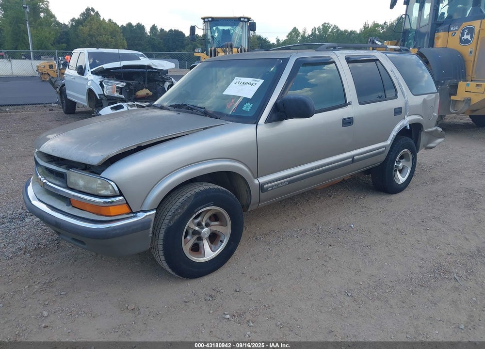 2000 CHEVROLET BLAZER LS VIN: 1GNCS13WXY2376855