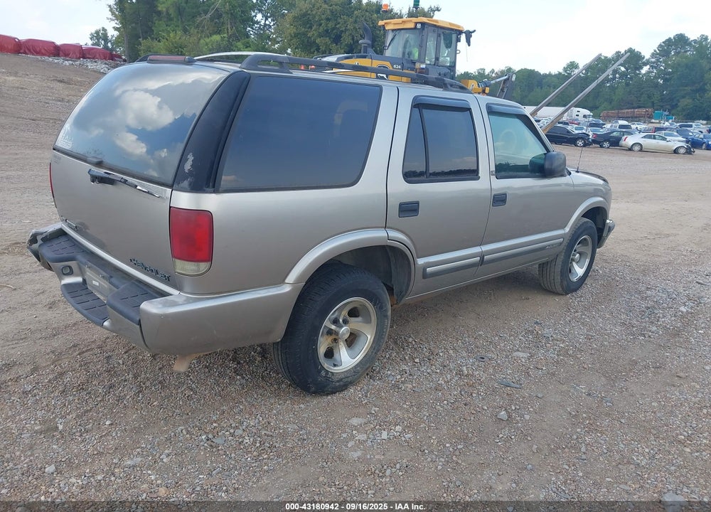 2000 CHEVROLET BLAZER LS VIN: 1GNCS13WXY2376855