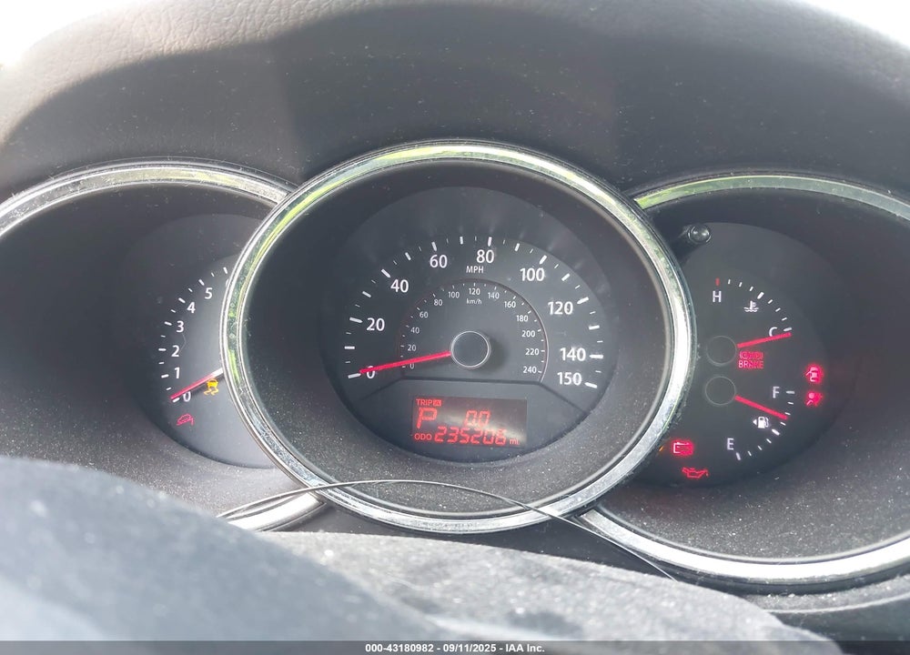 2012 KIA SORENTO LX V6 VIN: 5XYKT4A22CG249244
