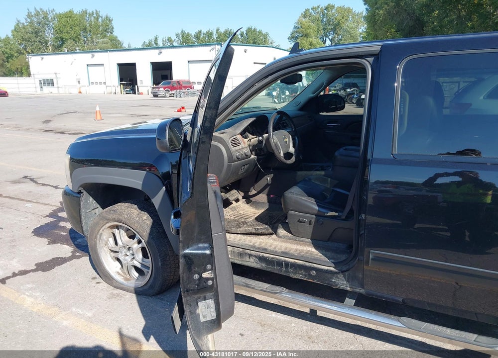 2011 CHEVROLET SILVERADO 1500 VIN: 3GCUKTE2XBG259942