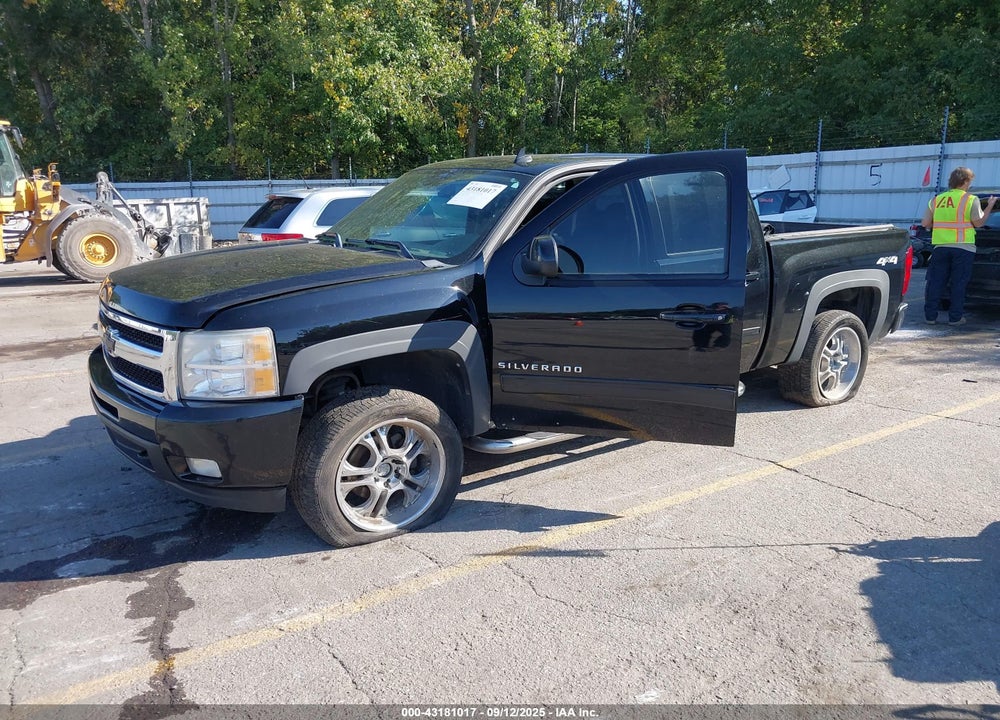2011 CHEVROLET SILVERADO 1500 VIN: 3GCUKTE2XBG259942