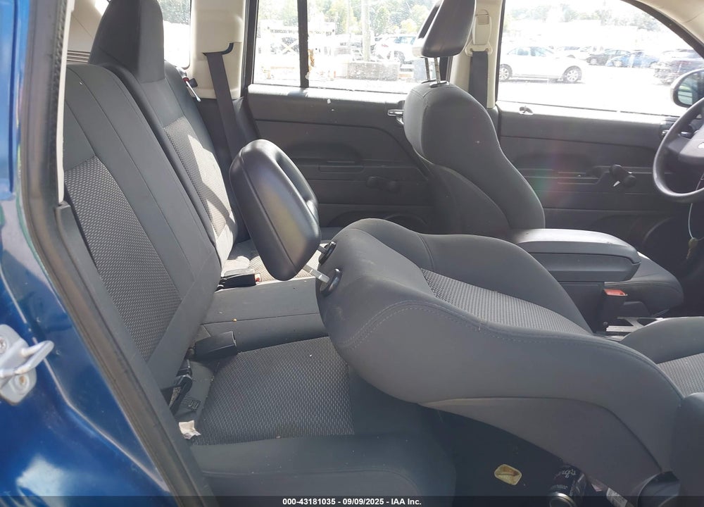 2009 JEEP COMPASS SPORT VIN: 1J4FT47A99D228506