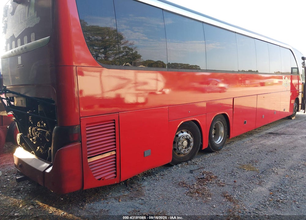 2004 EVOBUS 417 VIN: WKKA34AD043000159