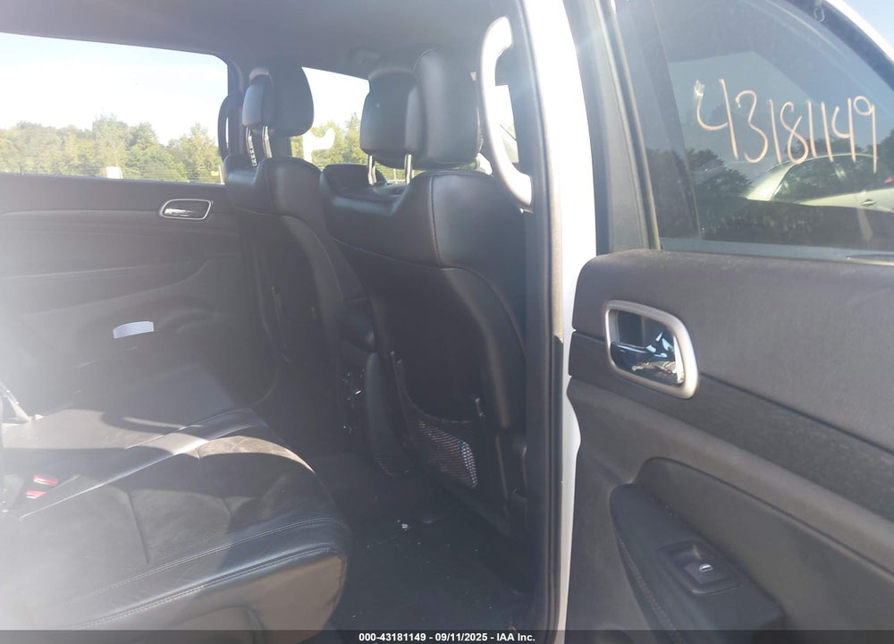 2017 JEEP GRAND CHEROKEE VIN: 1C4RJFAG5HC909784