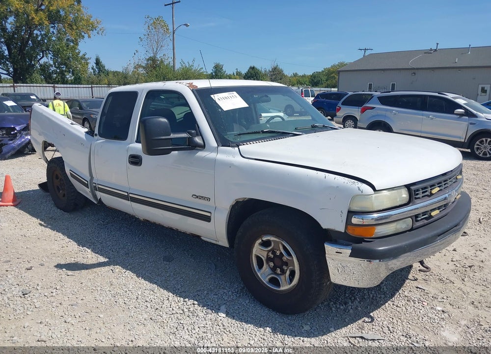 2000 CHEVROLET SILVERADO 1500 LS VIN: 2GCEK19V0Y1163381