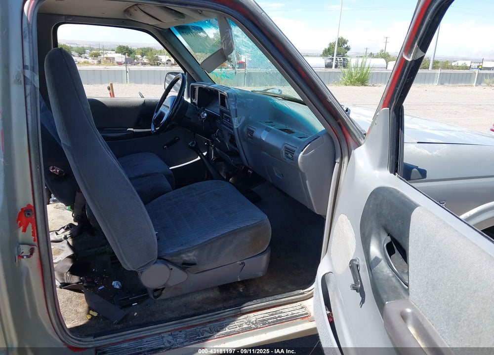 1994 FORD RANGER SUPER CAB VIN: 1FTCR15X7RPB17996