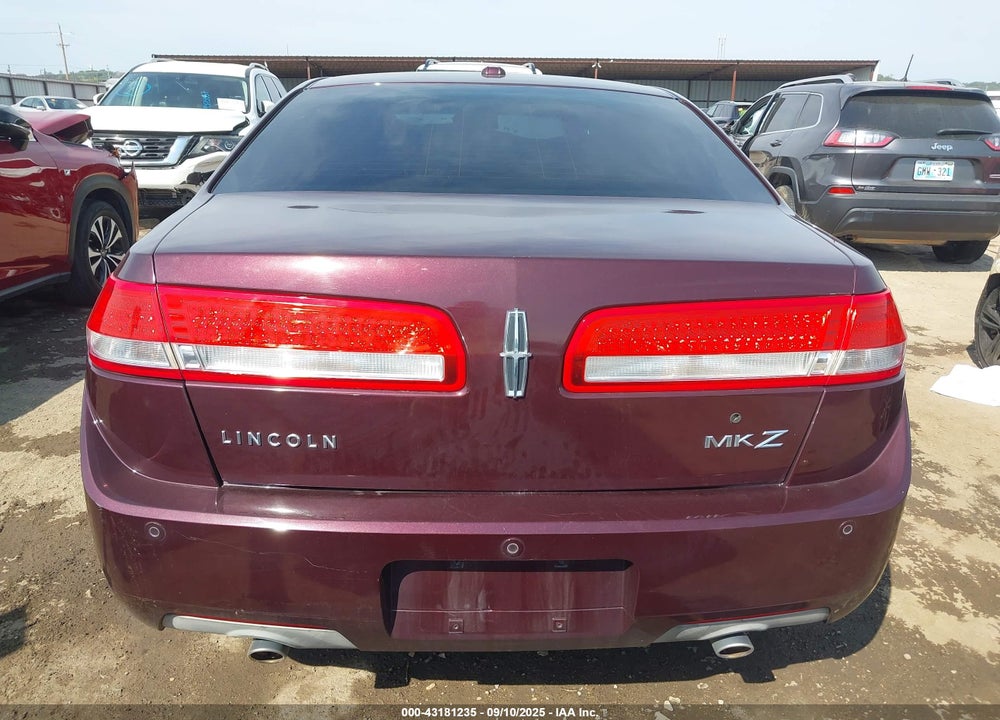 2011 LINCOLN MKZ VIN: 3LNHL2GC2BR768809