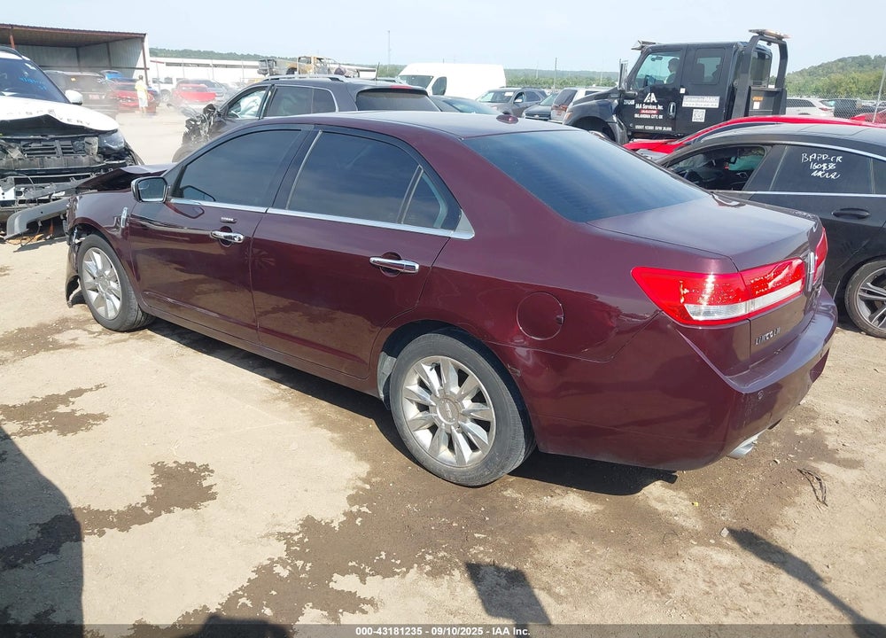2011 LINCOLN MKZ VIN: 3LNHL2GC2BR768809